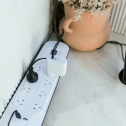 Surge Plus 8-Outlet With 2.4Amp USB - Belkin -Uniq Sale Store Surge Plus USB with USB Ports page3